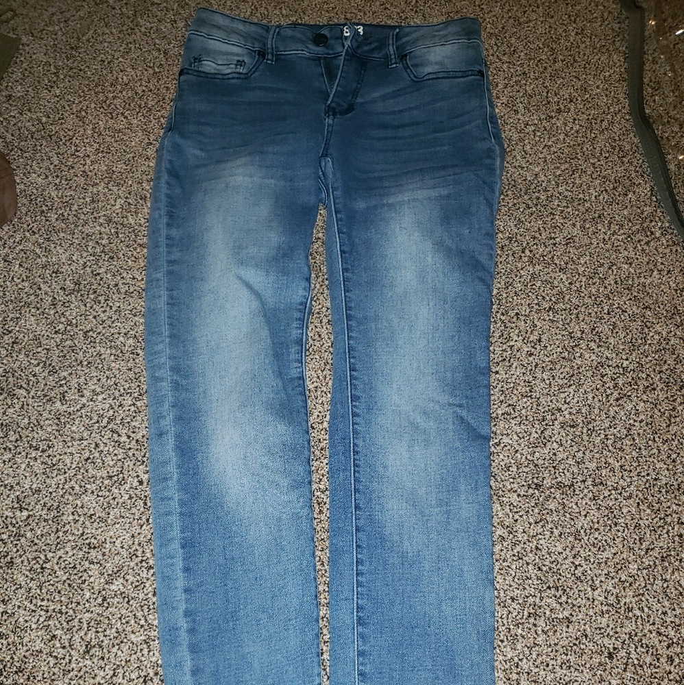 Blue skinny jeans